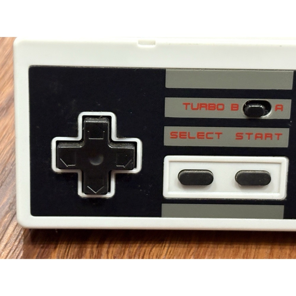 Nintendo NES System Game Controller - Picture 10 of 11